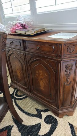 Buffet Cabinet