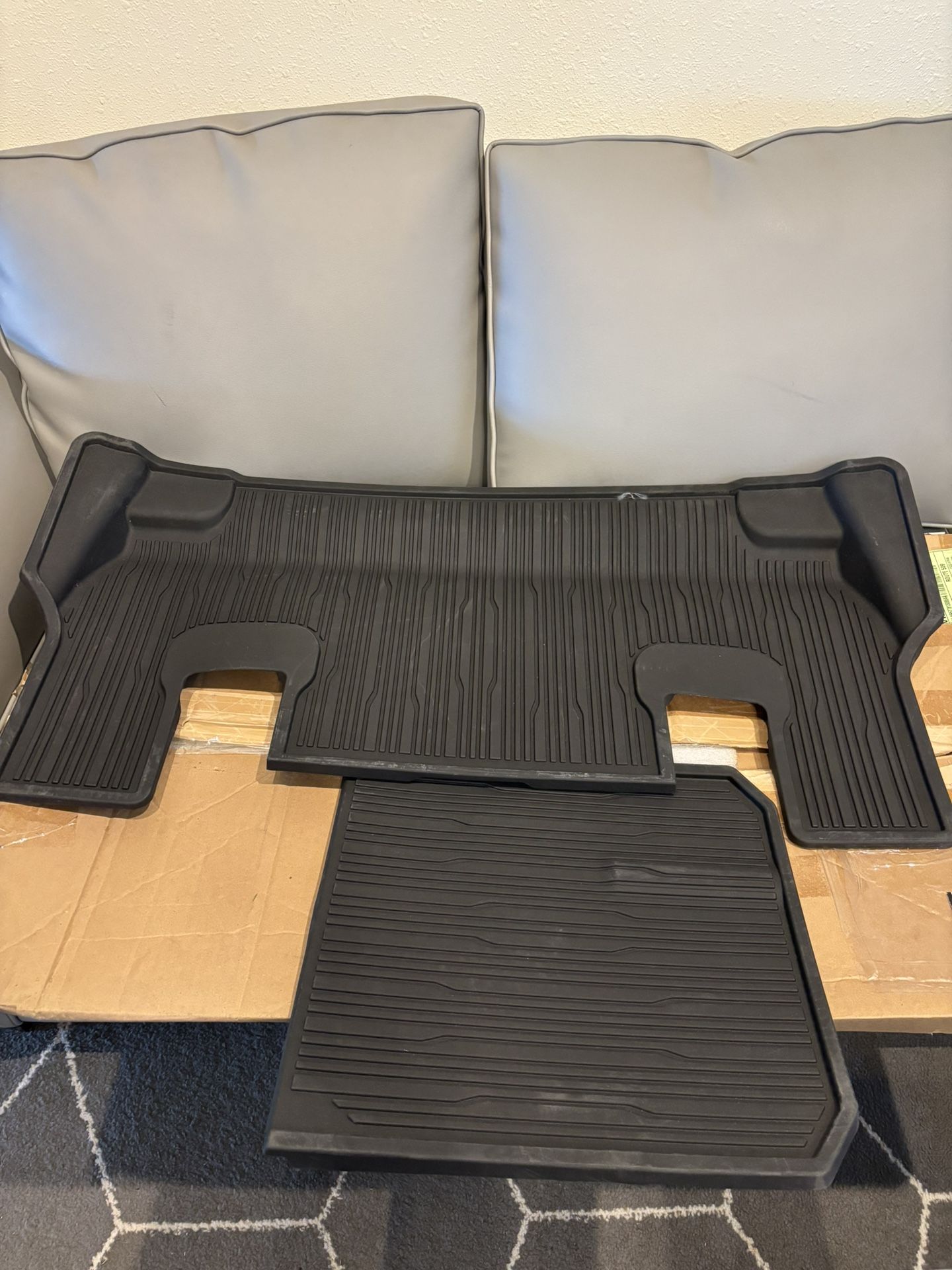 All weather 2021-2025 Ford Explorer 3rd-Row Floor Liners/mats – OEM Brand New Part #NB5Z-(contact info removed)-AA