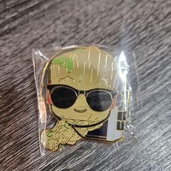 New Disney Pin Baby Groot w/Walkman & Sunglasses Marvel Comics Guardians Of The Galaxy