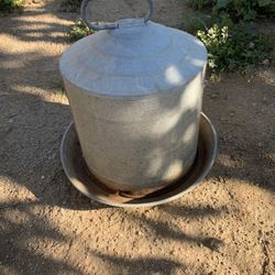 Chicken Water Dispenser 