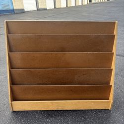 Children book shelve 