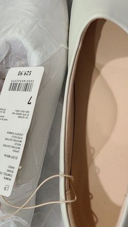 New uniqlo flats in white