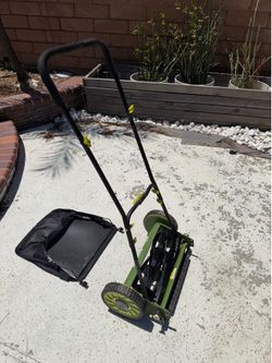 Sun Joe Manual Lawn Mower - Fully Functional, Clean and Good Condition