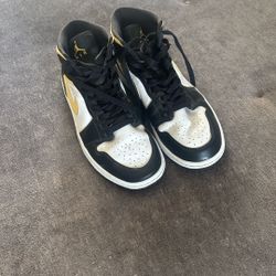 Mid Top Nike Jorden’s 