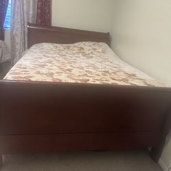 Queen Bed Solid Material Bed Mattress