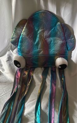 Squid hat blue with big eyes / Gorro de calamar azul con ojos grandes