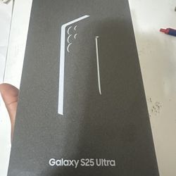 Sealed Samsung Galaxy S25 Ultra