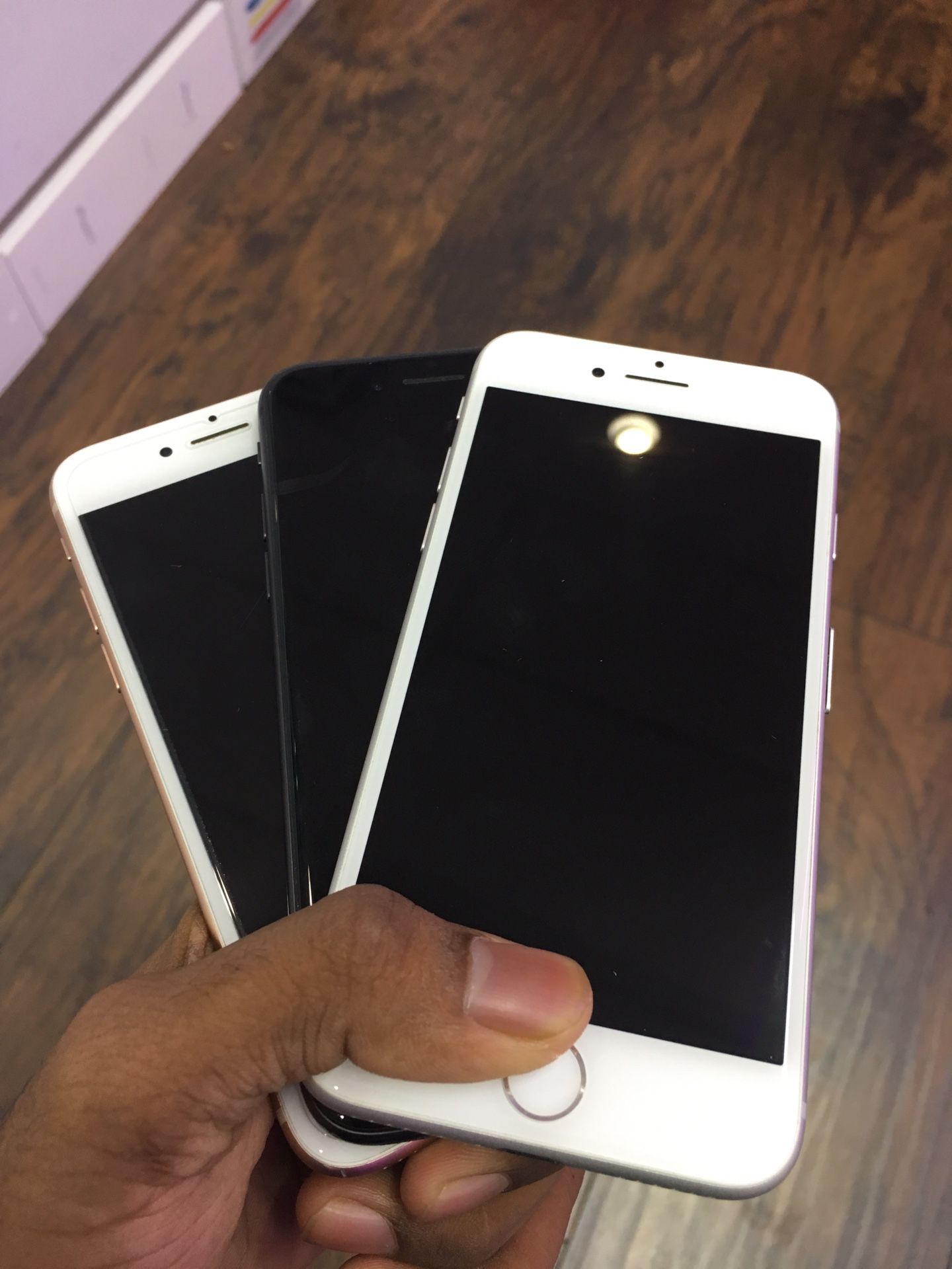 iPhone 8 64GB Factory Unlocked Excellent Condition With Free Charger