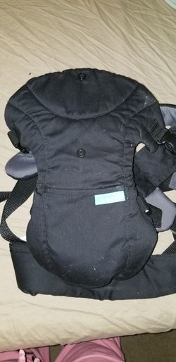 Baby infantino carrier