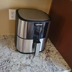 CHEFMAN AIR FRYER W/BASKET DIVIDER  *REDUCED *