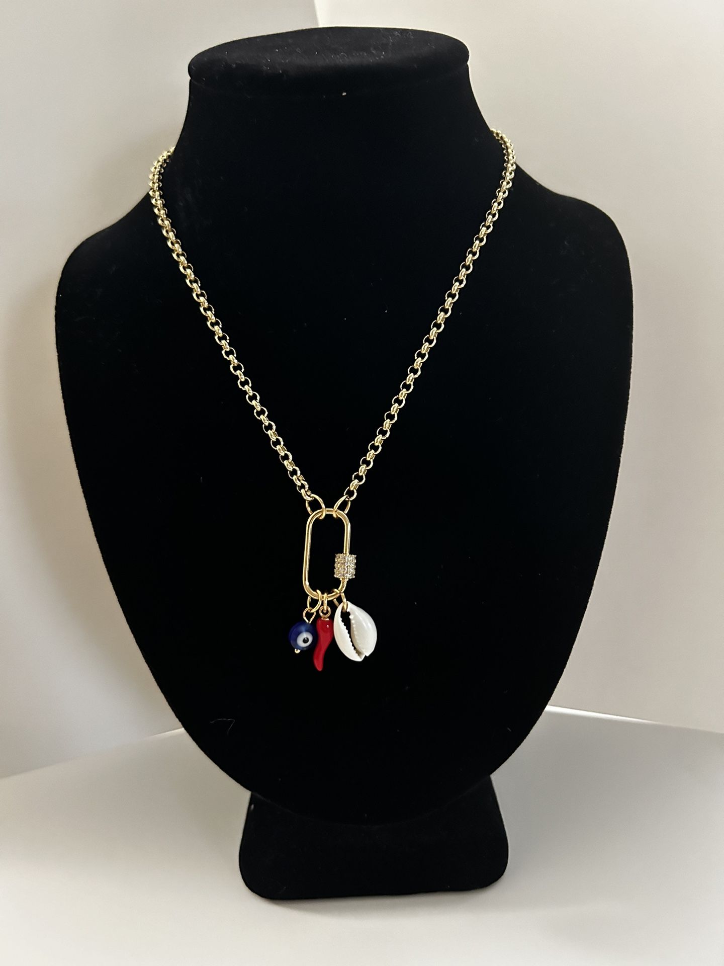 14k Chain With 3 Charms