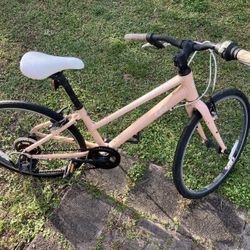 Bicycle  Giant Liv Alight 24”