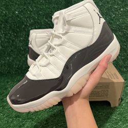 Jordan 11 Neapolitan