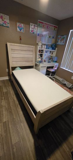 Tween bed