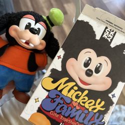 GOOFY MICKEY FAMILY CUTE TOGETHER POP MART 