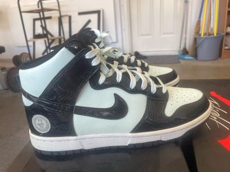 Nike Dunk High Barely Greens Size 9.5M