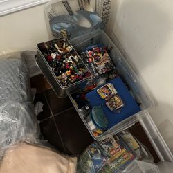 Huge Lego Bin + Minifigures (& other minifigure parts) + Instructions + Lego Ikea + Assembled Sets