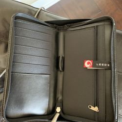 Leed’s Travel Wallet 