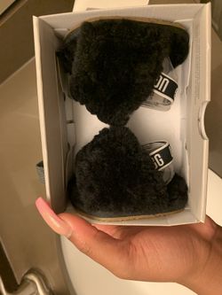UGG Slippers Size 0/1