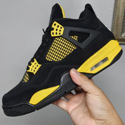 Nike Jordan 4