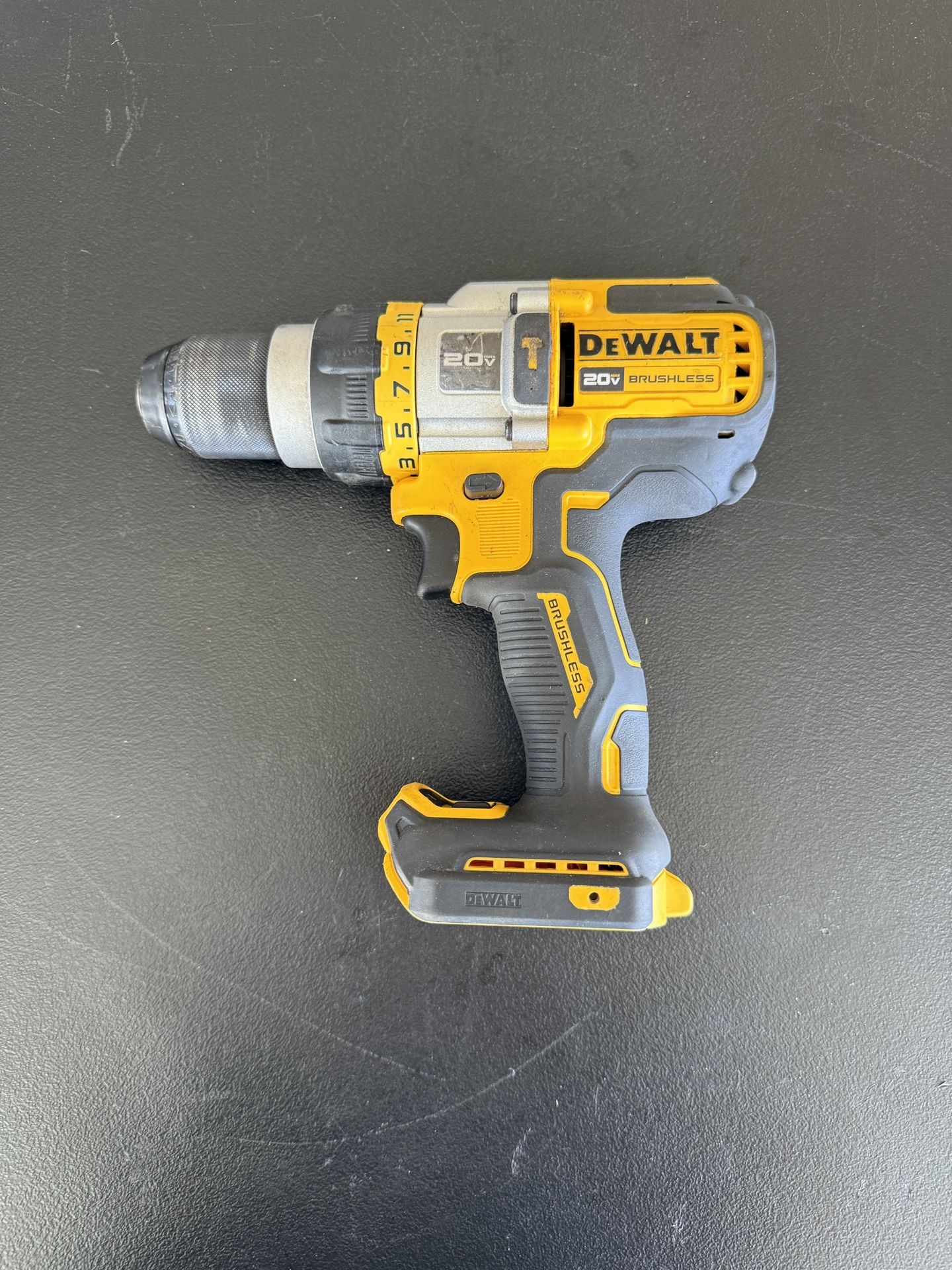 20V MAX Brushless Cordless 1/2 in. Hammer Drill/Driver with FLEXVOLT ADVANTAGE (Tool Only)