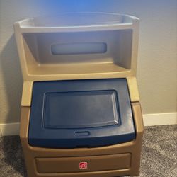 Kids storage bin