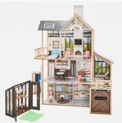 Lakeview Villa Dollhouse & Greenhouse 
60 pieces