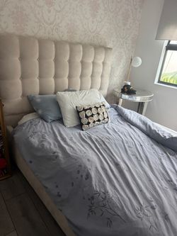 Bernhardt Bed Frame Queen