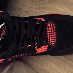 Air Jordan Retro 4 Red Thunder