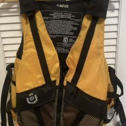 MTI Adventure Life Jacket XL/XXL
