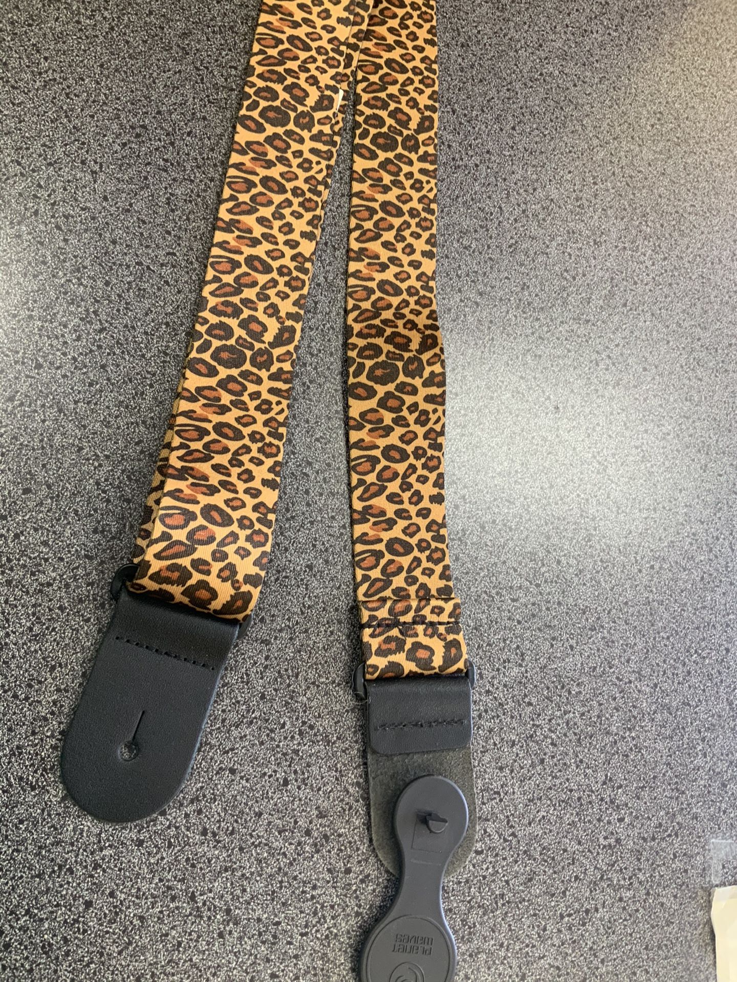 Guitar strap