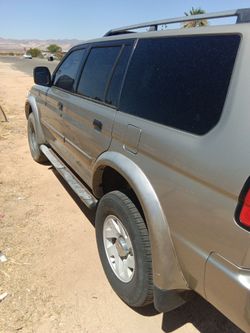 Mitsubishi Montero sport
