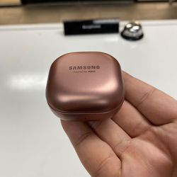 Samsung Galaxy Buds Live Headphones 