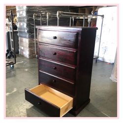 Dresser/ Five drawers dresser