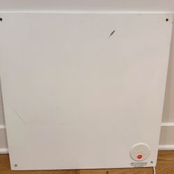 ECONO-HEAT wall mounted heater - STAYS ON WHEN PLUGGED IN - missing some hardware