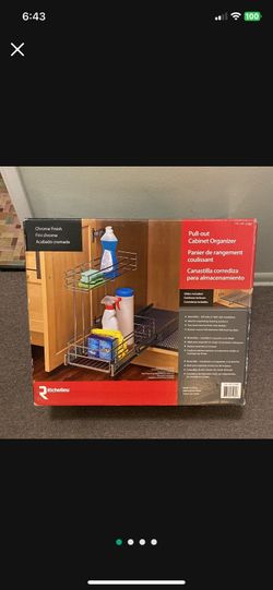 Richelieu Chrome Finish Pull-Out Cabinet Organizer