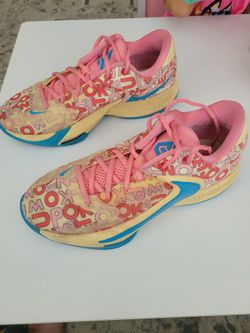 Men's Basketball Shoes