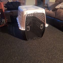  NEW PETMATE DOG KENNEL