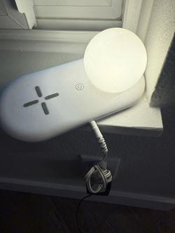 Onn (Wireless Charger/Light)