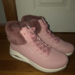 Pink Skechers™️ Winter Boots