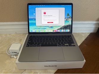 MacBook Air 2020 13” M1 Like New