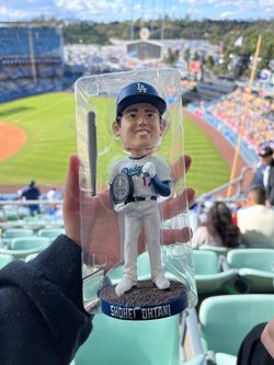 Ohtani Silver bat Mvp Bobblehead (trade)