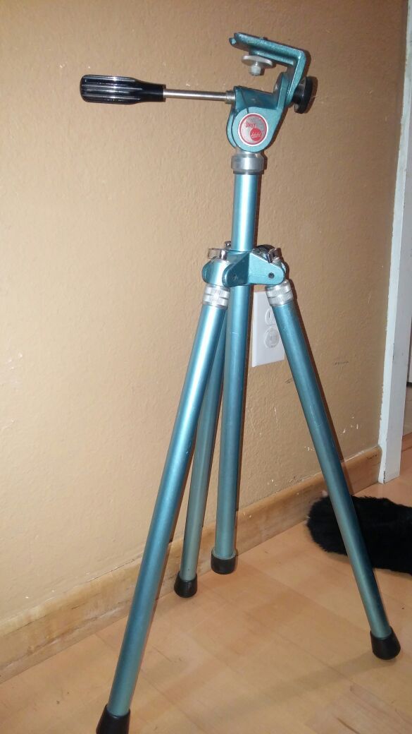 Welt safe lock tripod