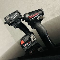 Milwaukee M18 Compact Impact Wrench 1/2 & M12 1/4 Impact Driver 