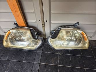 Used original headlights for 2015 toyota tacoma
