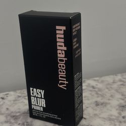 Huda Beauty Blur Primer