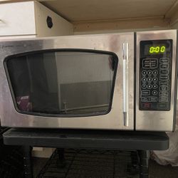 1450 Watt Microwave
