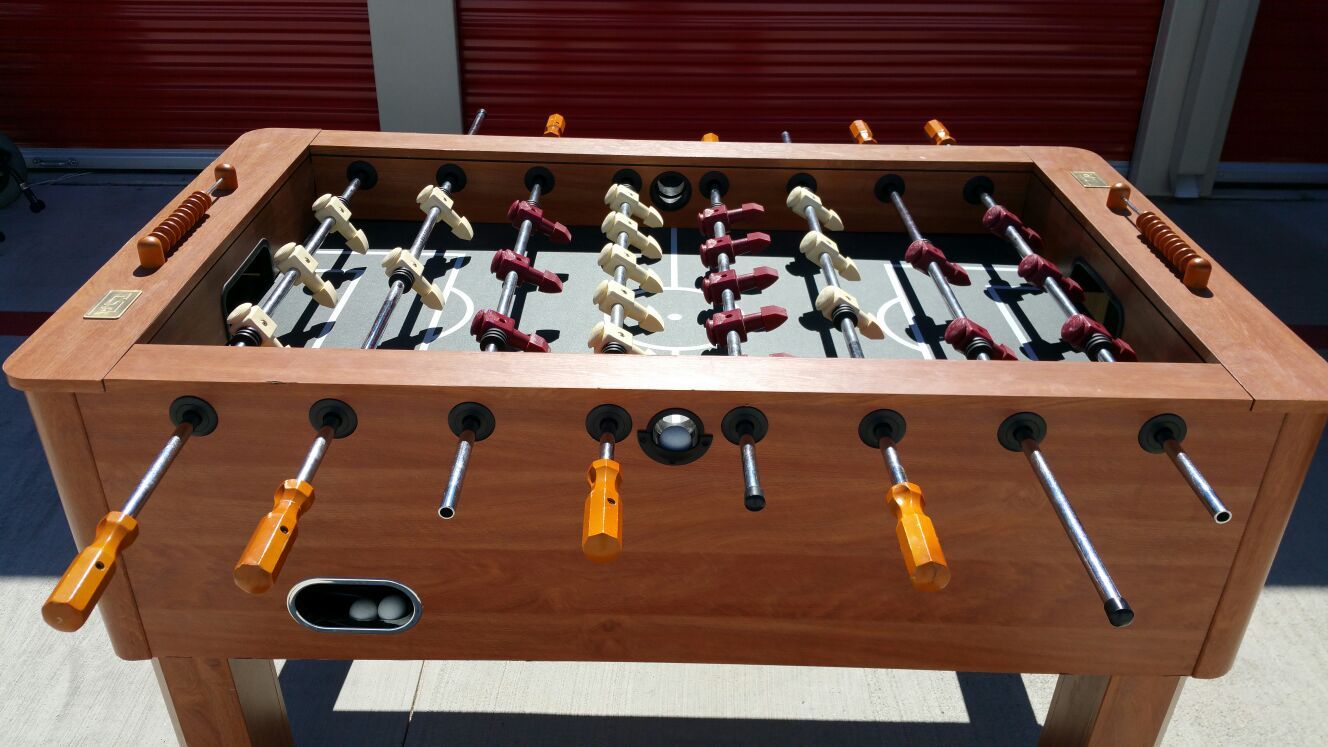 HD TSA FOOSBALL SOCCER TABLE W / 4 CUP HOLDERS!