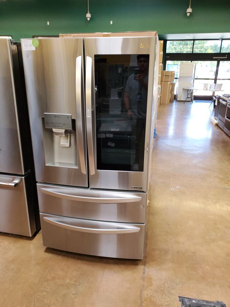 Lg French door refrigerator with instaview