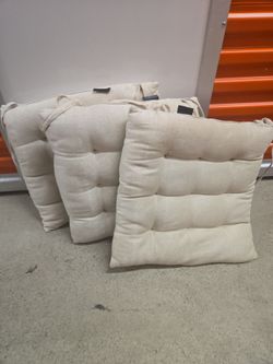 Set of 3 Tufted Chair Cushions